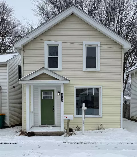 69736 N Main St, Richmond, MI 48062