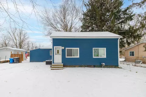 227 Pulford St, Howell, MI 48843