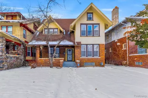 117 Massachusetts St, Highland Park, MI 48203