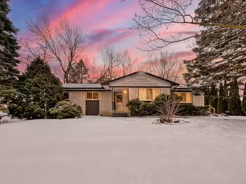484 Upland Ave, Pontiac, MI 48340