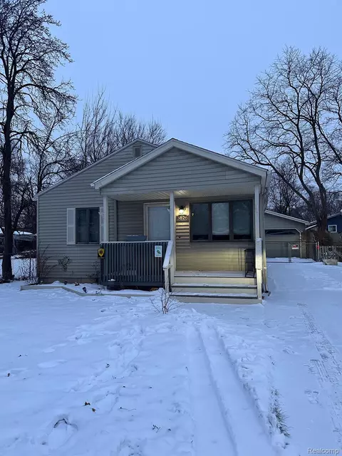 3826 Ivanhoe Ave, Flint, MI 48506