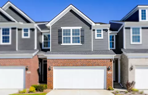 4071 Nottingham Cir, Independence, MI 48346