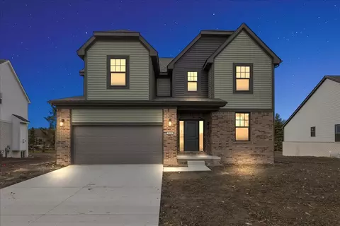 28331 Nadia Ln, Chesterfield, MI 48047