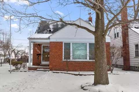 3105 Lincoln St, Dearborn, MI 48124