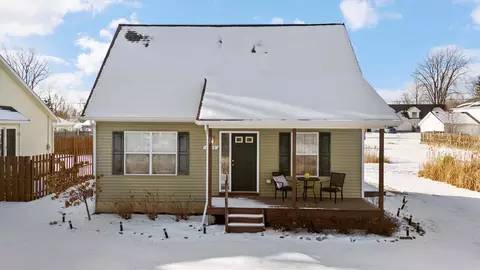 8183 Mcfadden St, Northville, MI 48168