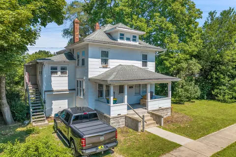 36818 Goddard Rd, Romulus, MI 48174 photo 1