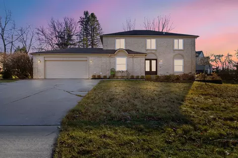 35335 Spring Hill Rd, Farmington Hills, MI 48331