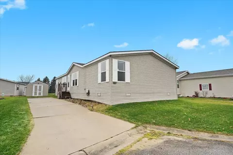 11104 Indianwood, Green Oak, MI 48178