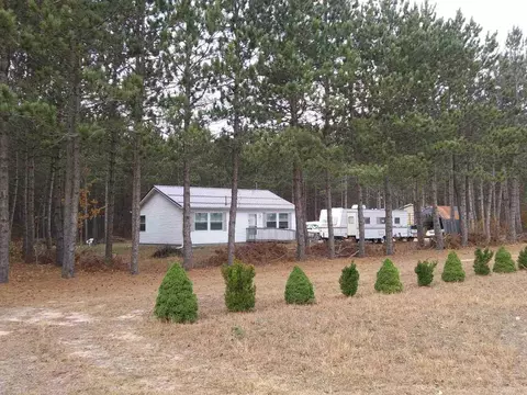 6812 Conrad Rd, Mancelona, MI 49659