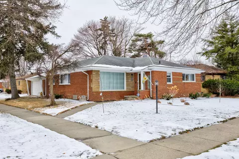 13301 Dartmouth St, Oak Park, MI 48237
