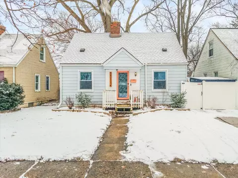 34211 Harroun St, Wayne, MI 48184