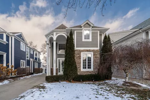 1687 Holland St, Birmingham, MI 48009