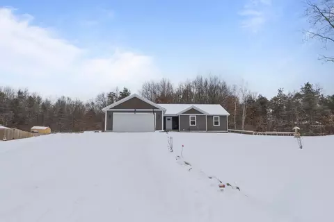 11885 Crimson Creek Dr, Montcalm, MI 49326