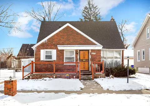 10373 Cedarlawn St, Detroit, MI 48204