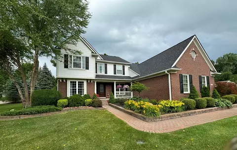 1369 Catherines Way, Genoa, MI 48843