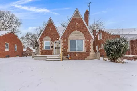 9439 E Outer Dr, Detroit, MI 48213