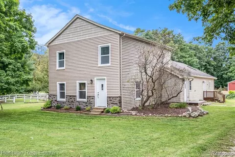 4694 Herd Rd, Metamora, MI 48455