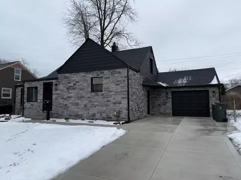 22010 Alger St, Saint Clair Shores, MI 48080