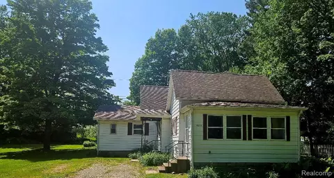 6218 Trend St, Mayville, MI 48744