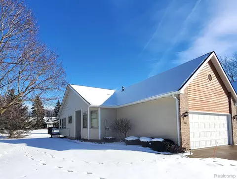 9363 Rayna Dr, Davison, MI 48423