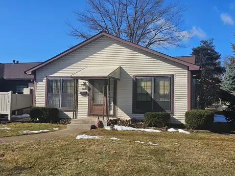 40308 Newport Dr, Plymouth, MI 48170