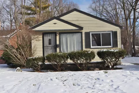 18636 Five Points St, Redford, MI 48240