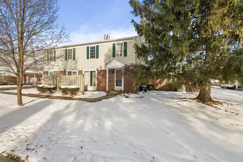 24653 N Meadow Dr, Harrison, MI 48045