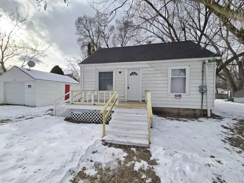 413 N Catherine St, Lansing, MI 48917
