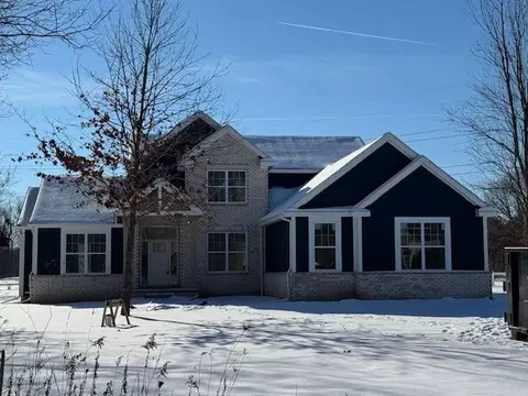 4663 Emu Dr, Putnam, MI 48169