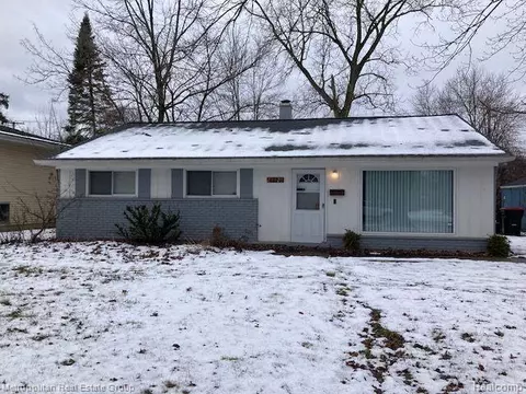 28425 Sutherland St, Southfield, MI 48076