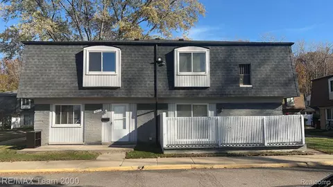 15512 Dupage Blvd, Taylor, MI 48180