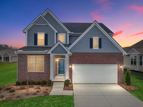 2416 Parkshore Dr, Commerce, MI 48382