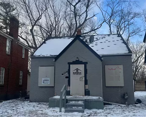 12123 Asbury Park, Detroit, MI 48227