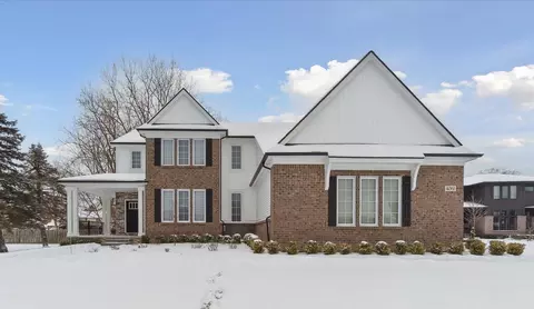 4061 Inverrary Crt Ct, Commerce, MI 48382
