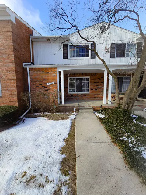 20609 Williamsburg, Harper Woods, MI 48225