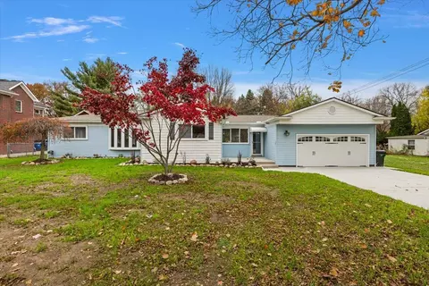 8355 Speedway Dr, Shelby Township, MI 48317