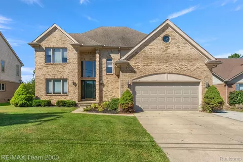 51069 Baker Rd, Chesterfield, MI 48047