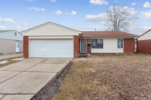 34942 Michelle Dr, Romulus, MI 48174