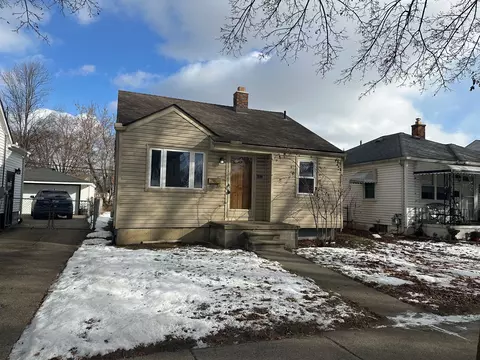 1844 Euclid St, Lincoln Park, MI 48146
