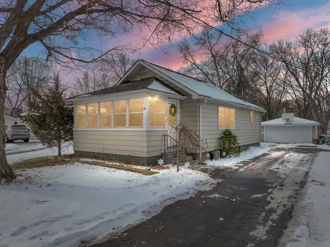306 Oakmont, Auburn Hills, MI 48326