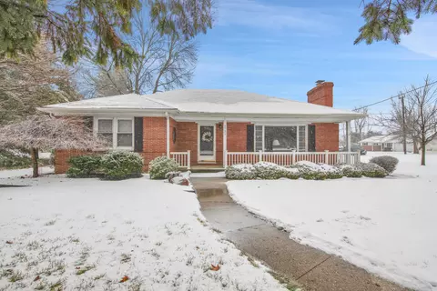 2731 Keewahdin Rd, Fort Gratiot, MI 48059