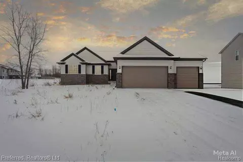 1419 Woodlake Ln, Mundy, MI 48439