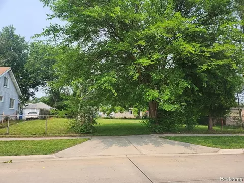 21833 Mac Arthur Blvd, Warren, MI 48089 photo 1