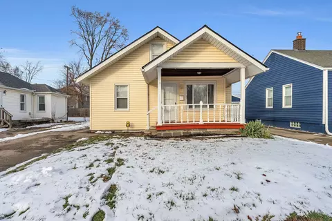 71 E Coy Ave, Hazel Park, MI 48030