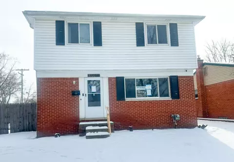 35007 Winslow St, Wayne, MI 48184