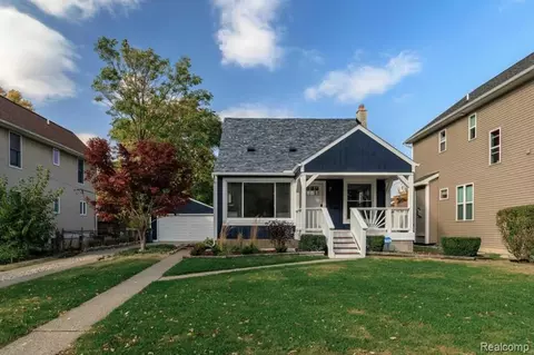 2350 Oxford Rd, Berkley, MI 48072