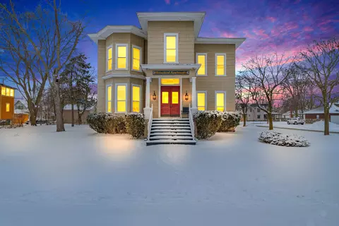 1805 Military St, Port Huron, MI 48060