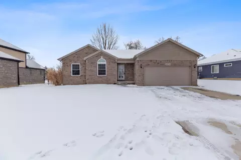 35774 Orchard Ln, Richmond, MI 48062