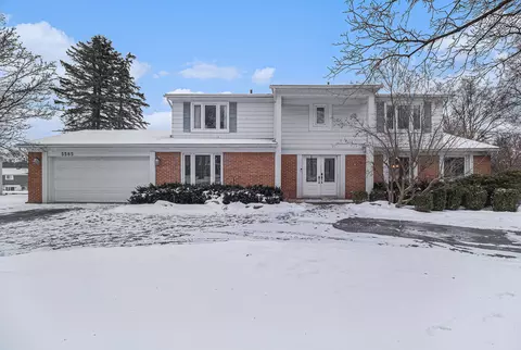 5585 Apple Ridge Trl, West Bloomfield, MI 48322