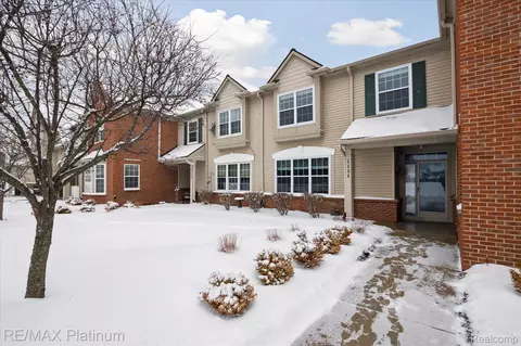 4404 Aster Blvd, Genoa, MI 48843